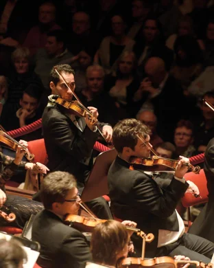 Fort Worth Symphony Orchestra: Peter Oundjian - Brahms & Dvorak