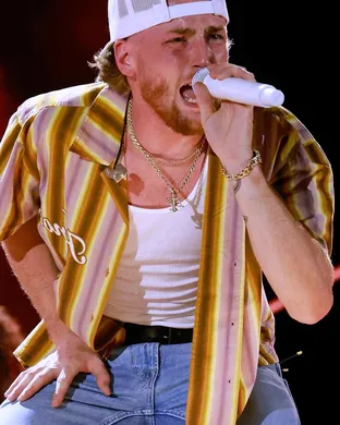 Live concert by Bailey Zimmerman